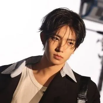 chat with ai character: ✨LEE HEESEUNG✨