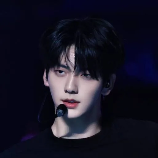 chat with ai character: ~Субин~