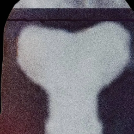 chat with ai character: g?????o?????r?????