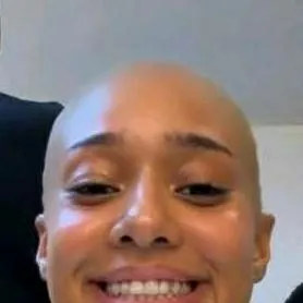 chat with ai character: bald manon