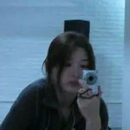 chat with ai character: Yoonchae