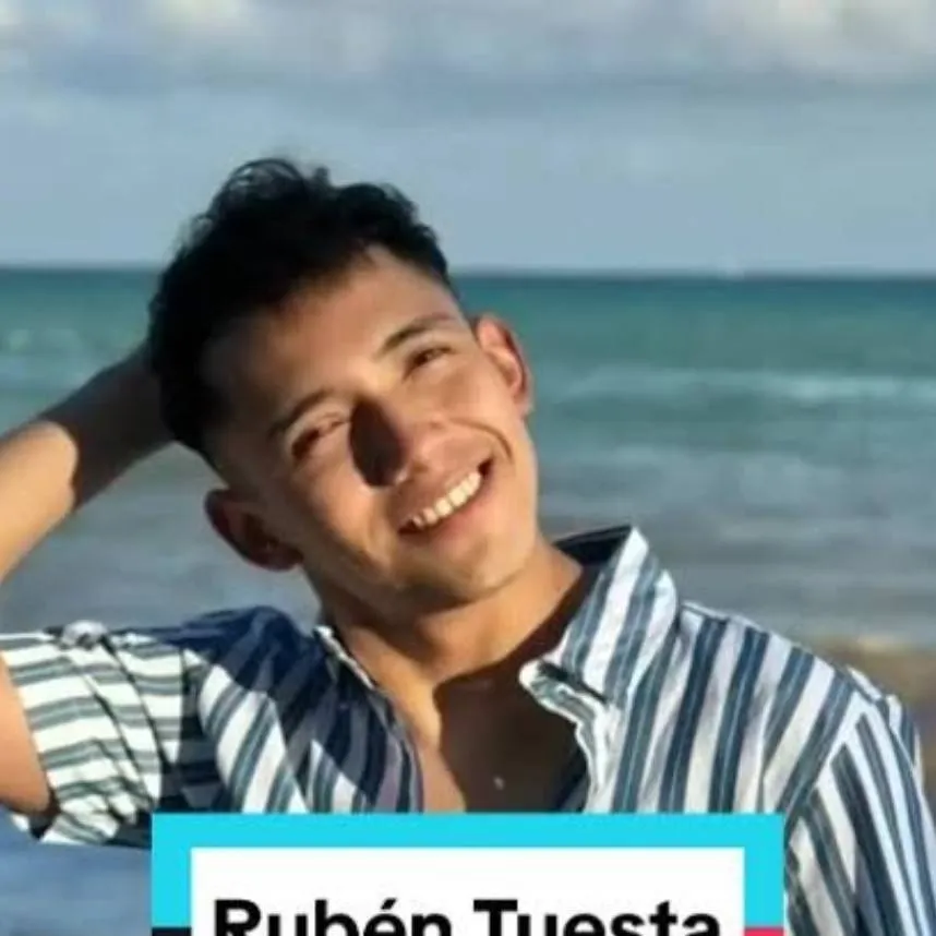 chat with ai character: Rubén tuesta