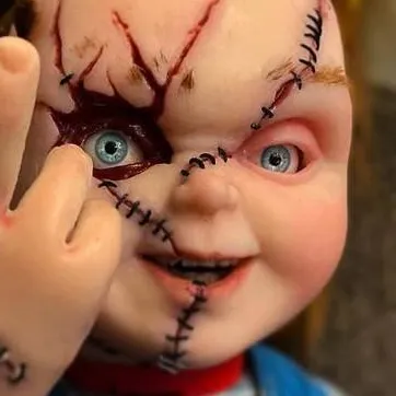 chat with ai character: Chucky😈