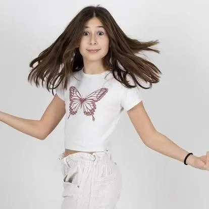 chat with ai character: Ana Bozovic🇷🇸