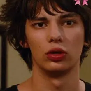 chat with ai character: Rodrick Heffley