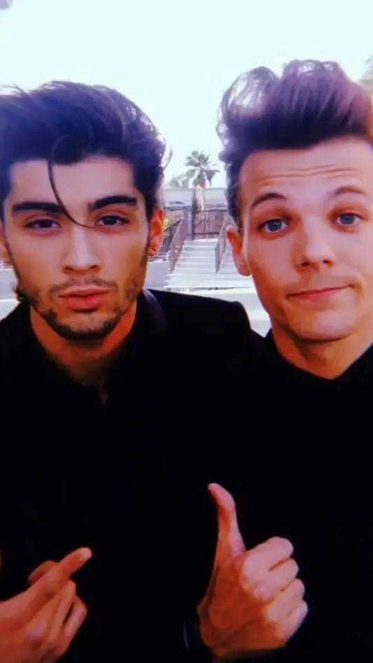 ai character: Zayn & Louis  background