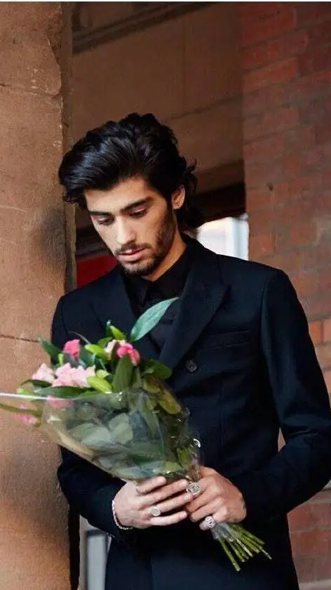 ai character: Zayn Malik background