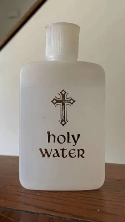 ai character: holy wáter  background