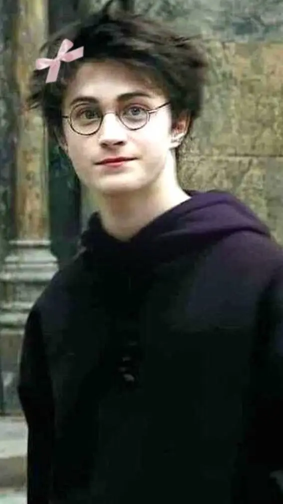ai character: Harry Potter  background