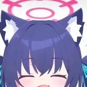 chat with ai character: Serika Kuromi 