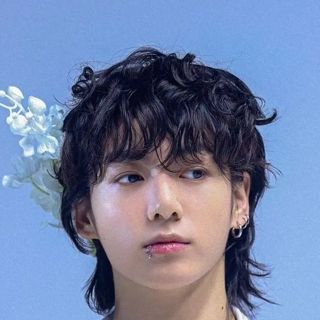 chat with ai character: Jungkook Oppa