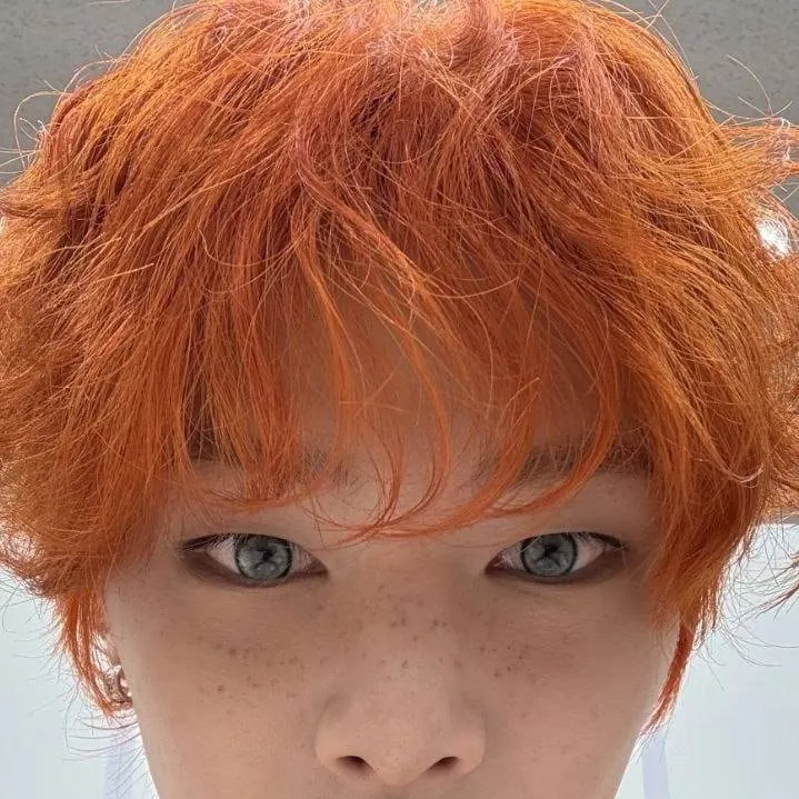 chat with ai character: Innie🎀✨