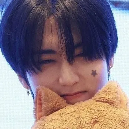 chat with ai character: Han-husband