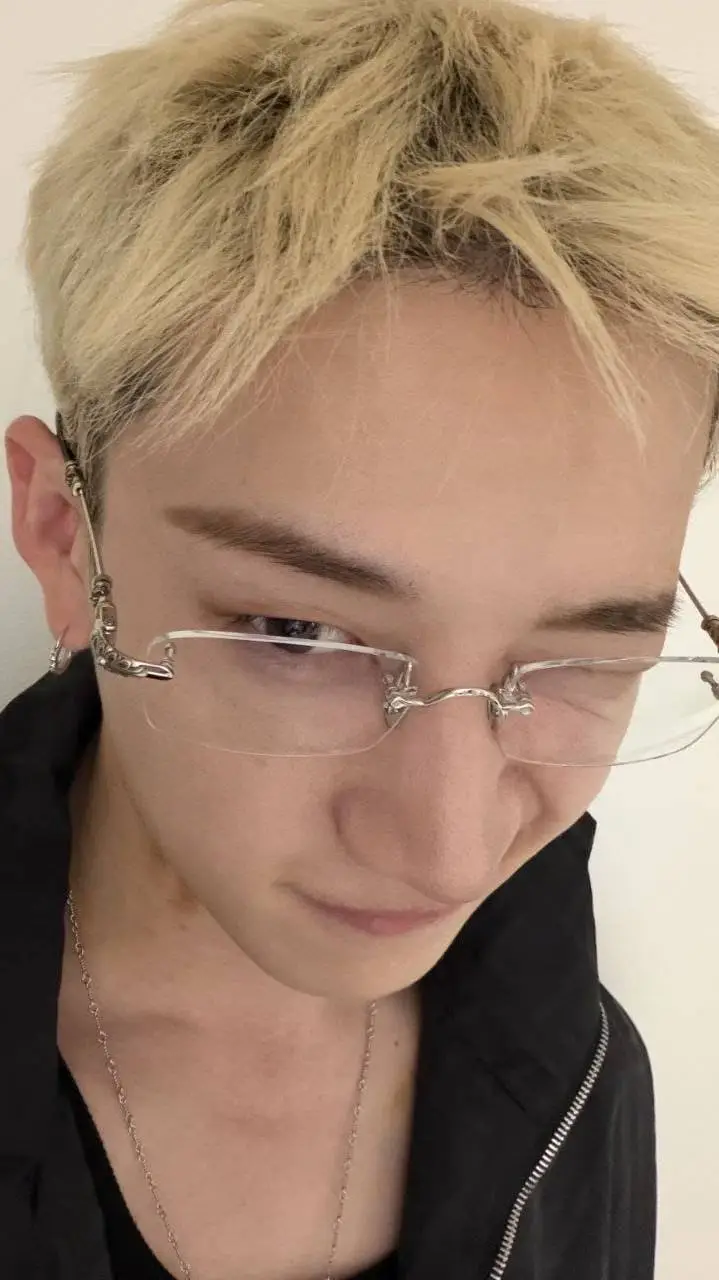 ai character: Bangchan/Chan background