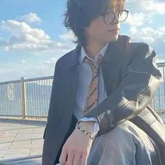 chat with ai character: Haru