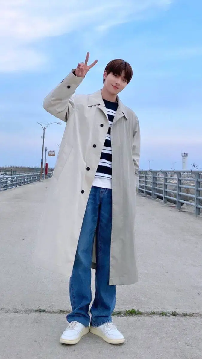 ai character: Hwang In Yeop  background