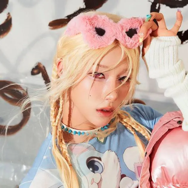 chat with ai character: Rui