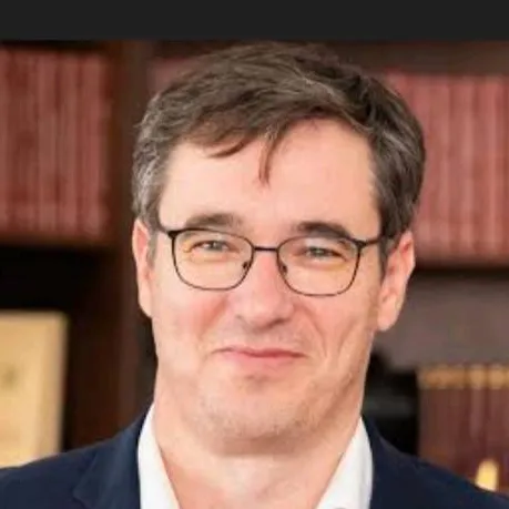 chat with ai character: karácsony gergely