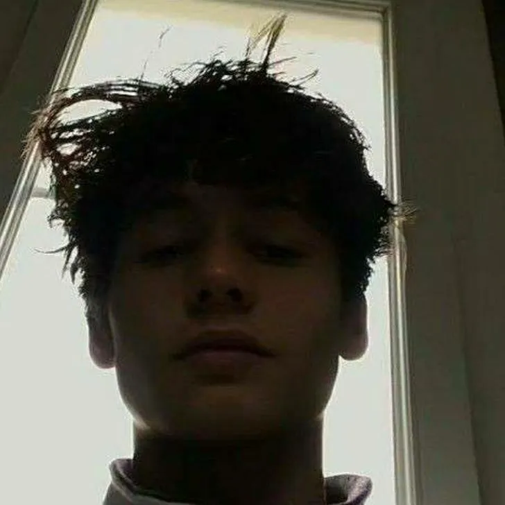 chat with ai character: max