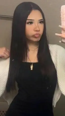 ai character: Elizebet background