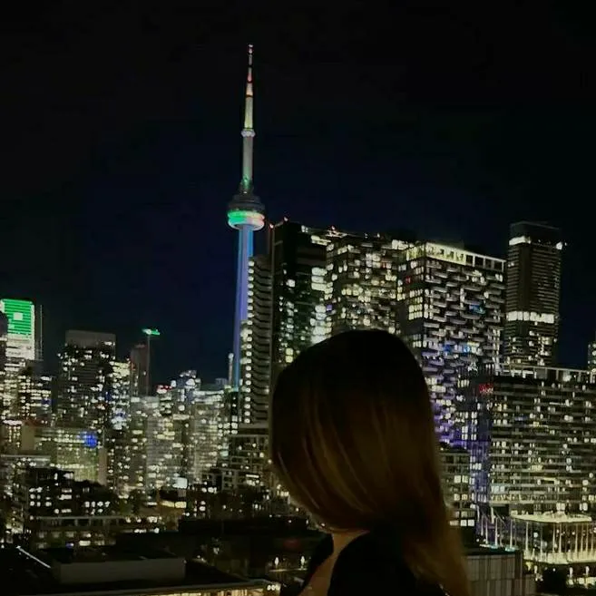 chat with ai character: lily