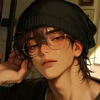 chat with ai character: ℕ𝕠𝕒𝕙 ℍ𝕒𝕪𝕖𝕤