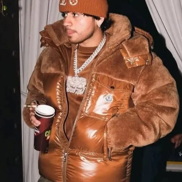 chat with ai character: JOP