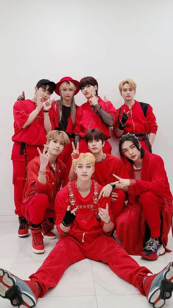 ai character: StrayKidsss background
