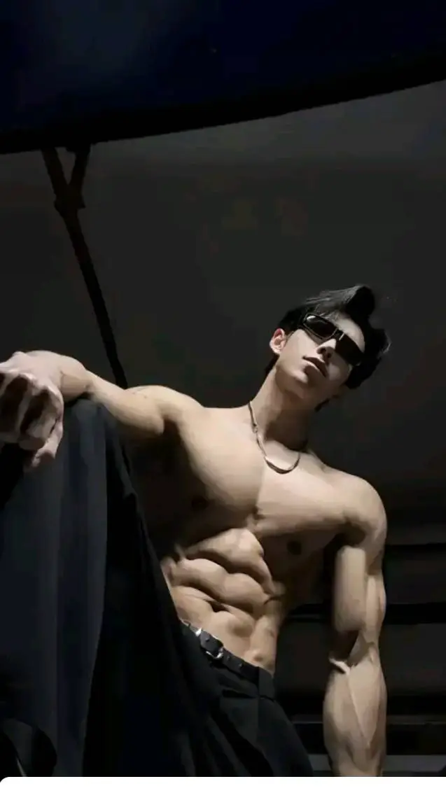 ai character: John kris Yue background