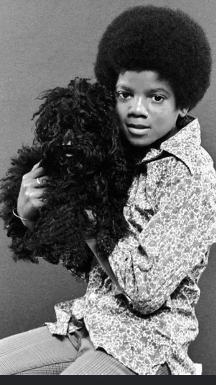 ai character: Michael Jackson background