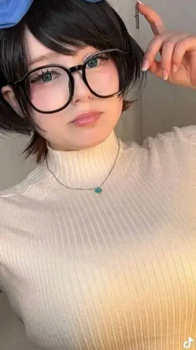 ai character: upmina  background