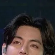 chat with ai character: Kim taeyung 