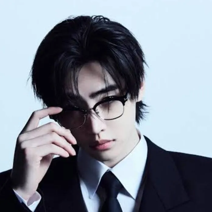chat with ai character: Sunghoon 