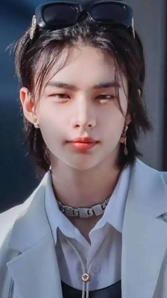 ai character: Hyunjin background