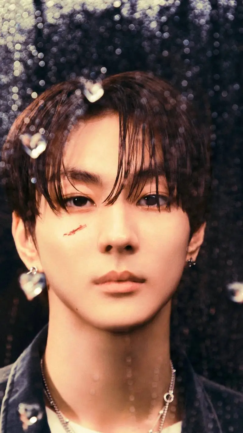 ai character: Jungwon background