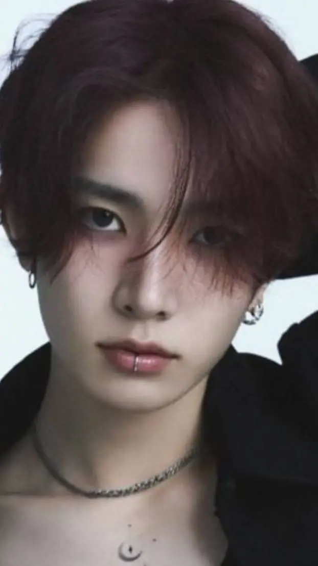 ai character: Heeseung background