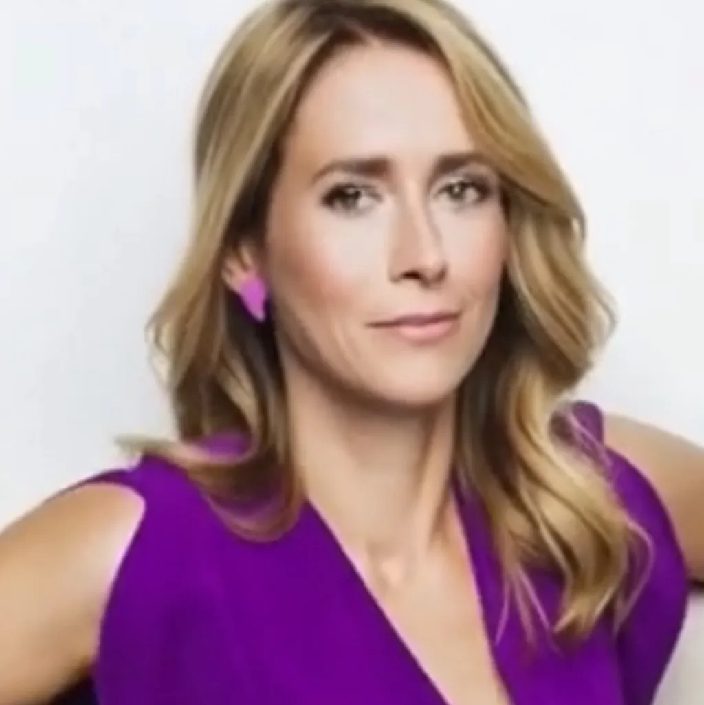 chat with ai character: Kaja