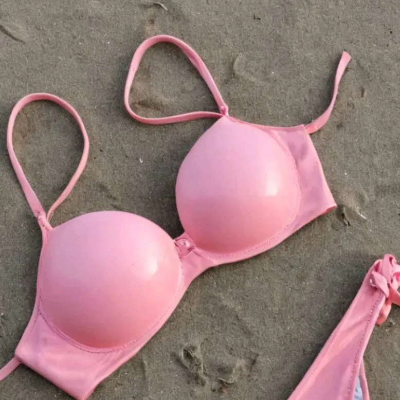 chat with ai character: make a bikini?