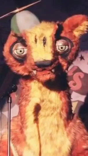 ai character: Willy le furet background