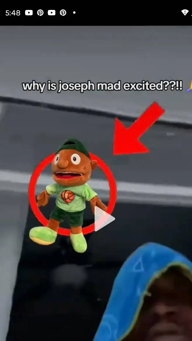 ai character: SML people  background