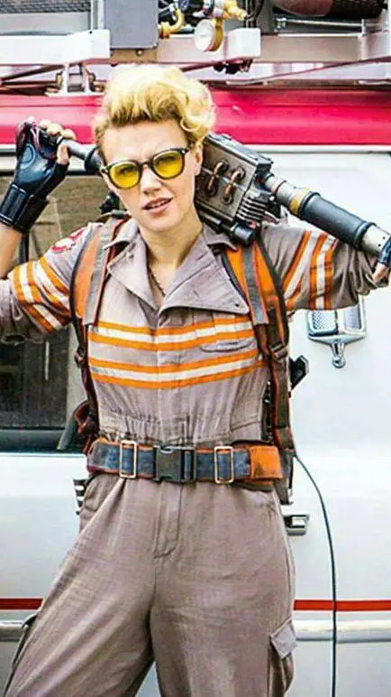ai character: Jillian Holtzmann background