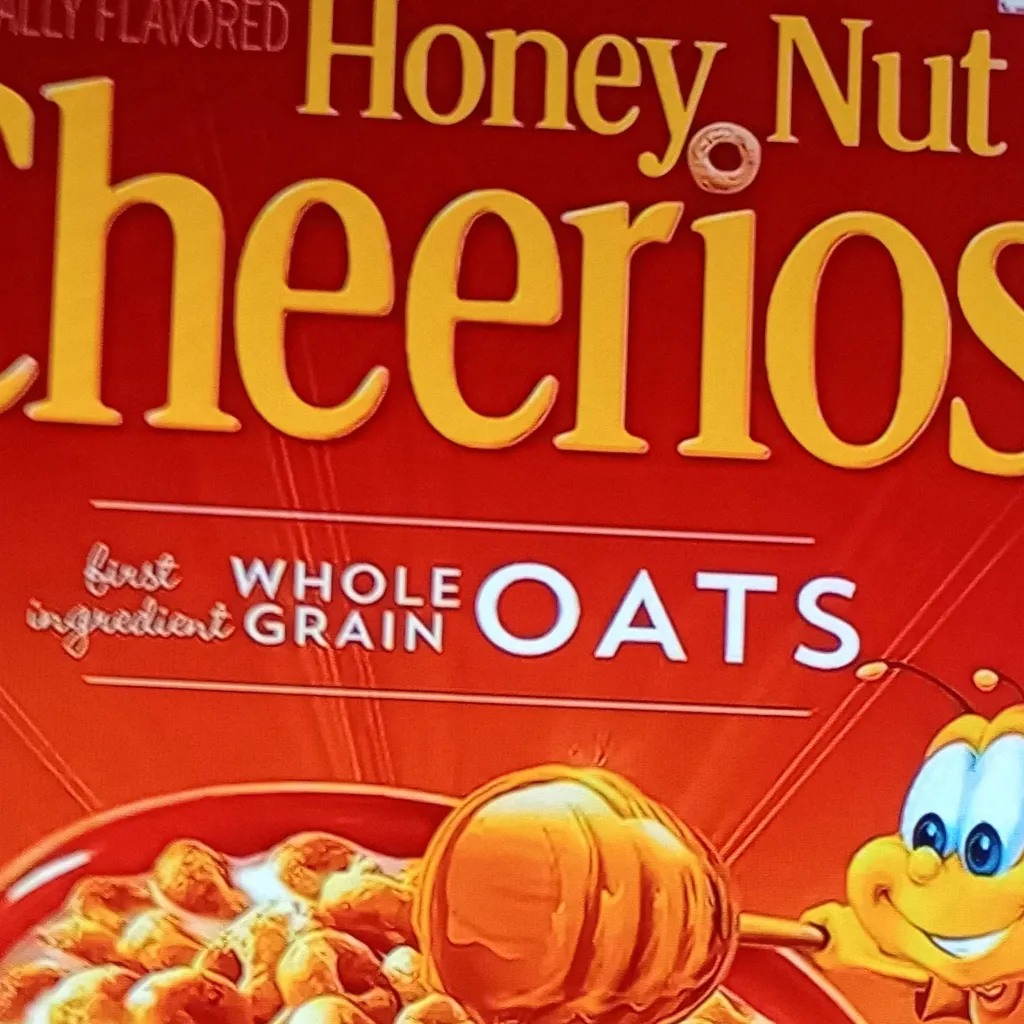chat with ai character: honey nut Cheerios