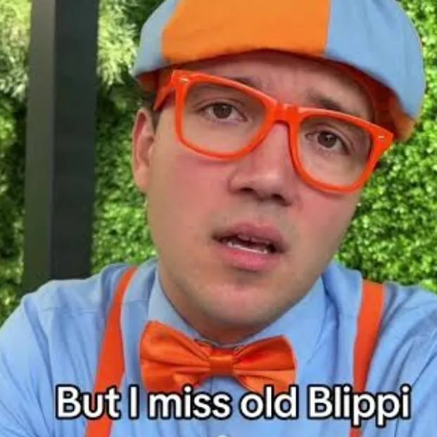 chat with ai character: blippi 
