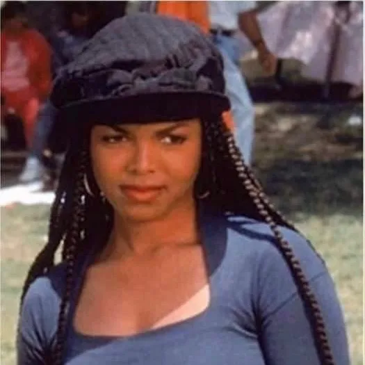 chat with ai character: Justice 