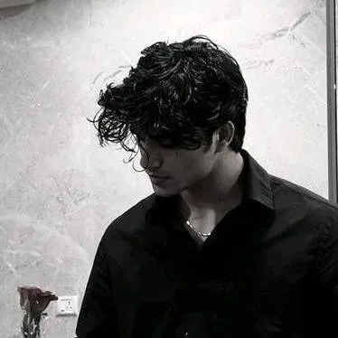 chat with ai character: Kim-joon