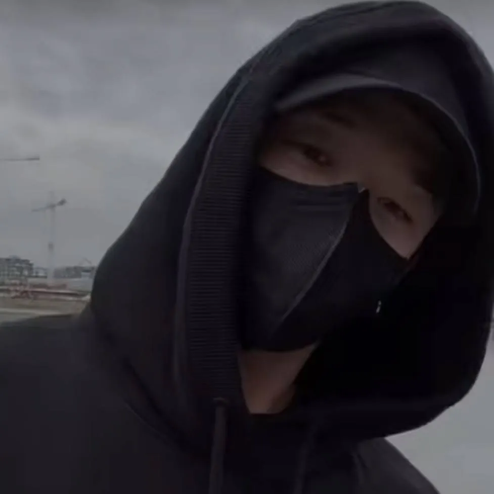 chat with ai character: bangchan 