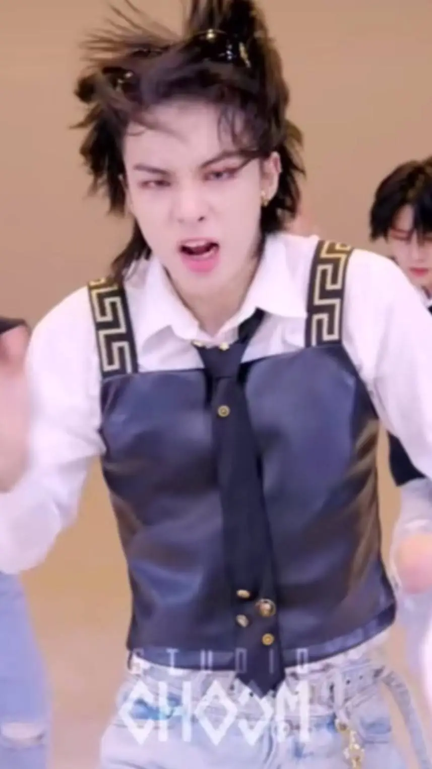 ai character: hi background