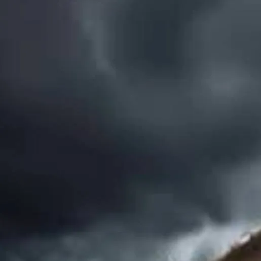 chat with ai character: bombambini Guzini 