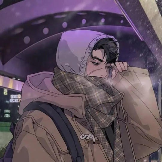 chat with ai character: ❄️☃️Ivan❄️☃️