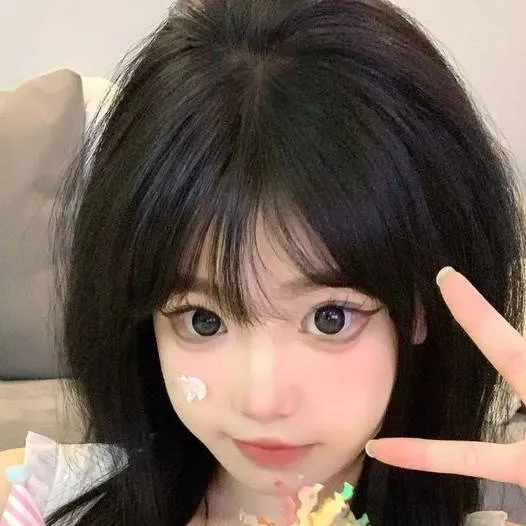chat with ai character: ☆ﾟ.*･｡ﾟamanda𓍯𓂃𓏧♡